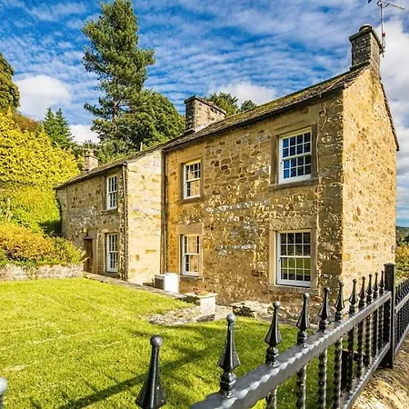 The Aubrey - A Gorgeous Converted 17Th Century Grade II Listed Bolthole In Bakewell Exterior photo