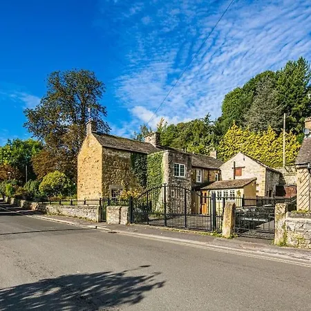 The Aubrey - A Gorgeous Converted 17Th Century Grade II Listed Bolthole In Bakewell Exterior photo
