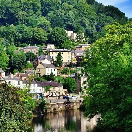 The Aubrey - A Gorgeous Converted 17Th Century Grade II Listed Bolthole In Bakewell Exterior photo