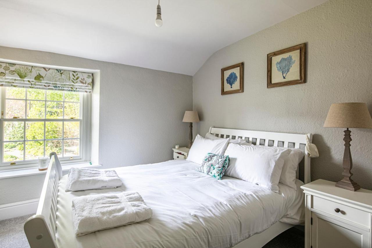 The Aubrey - A Gorgeous Converted 17th Century Grade Ii Listed Bolthole In * Bakewell